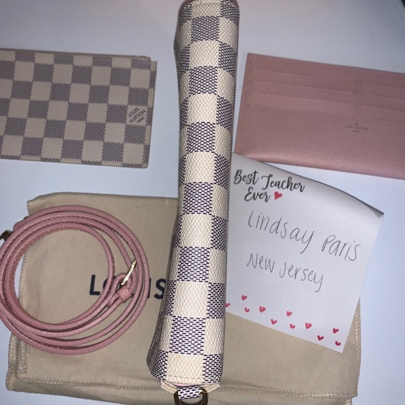 ✨SOLD✨ Louis Vuitton Pochette Felicie Damier Azur - Picture 11 of 15